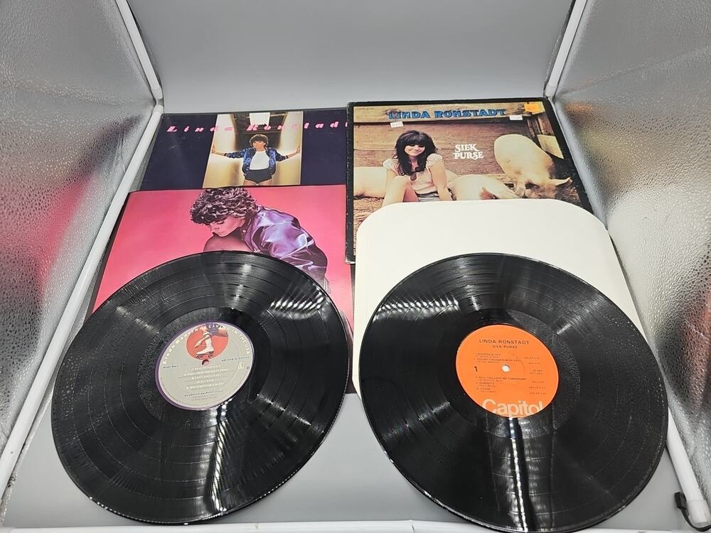 Linda Ronstadt - Silk Purse Vinyl LP [1970] ST-407 + Living in the USA 6e-155